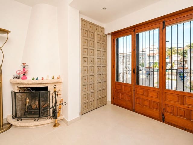 3 sovrum Semi-fristående Villa till salu i Alfaz del Pi / L'Alfàs del Pi med pool garage - 425 000 € (Ref: 9959217)