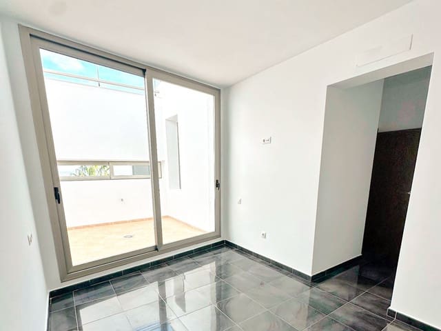 5 soveværelse Semi-Rækkehus til salg i Calpe / Calp med swimmingpool garage - € 498.000 (Ref: 9993849)