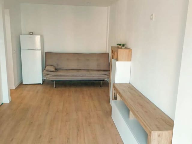 1 bedroom Flat for sale in Benidorm with pool - € 139,000 (Ref: 9993852)
