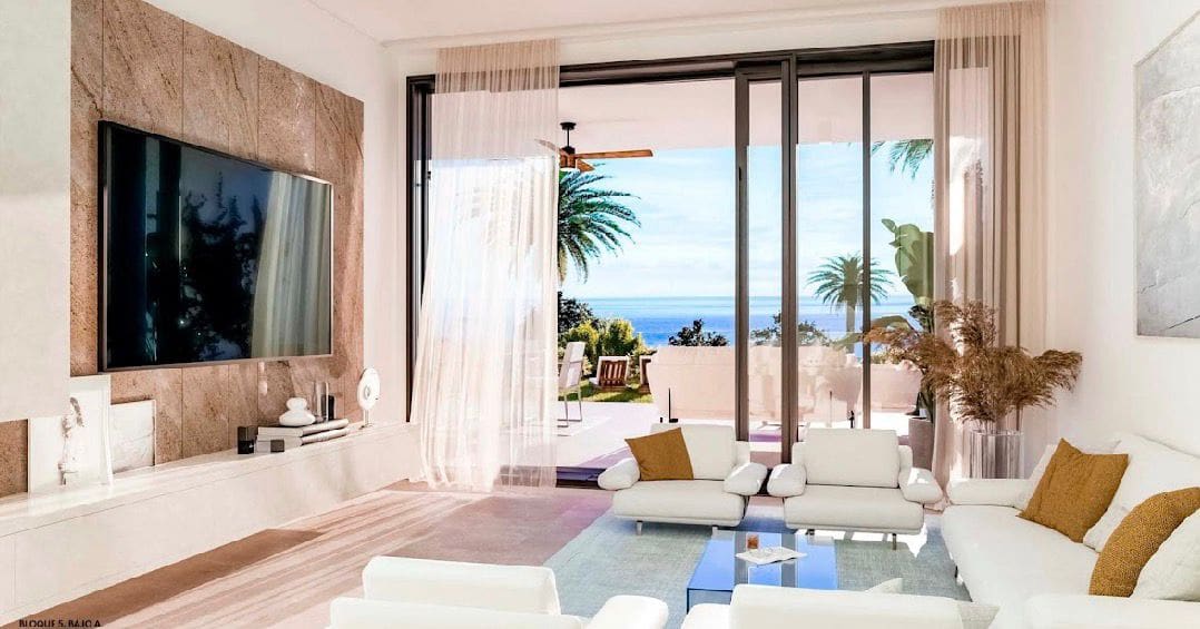 Piso de 2 habitaciones en Fuengirola en venta con piscina garaje - 475.000 € (Ref: 9611835)