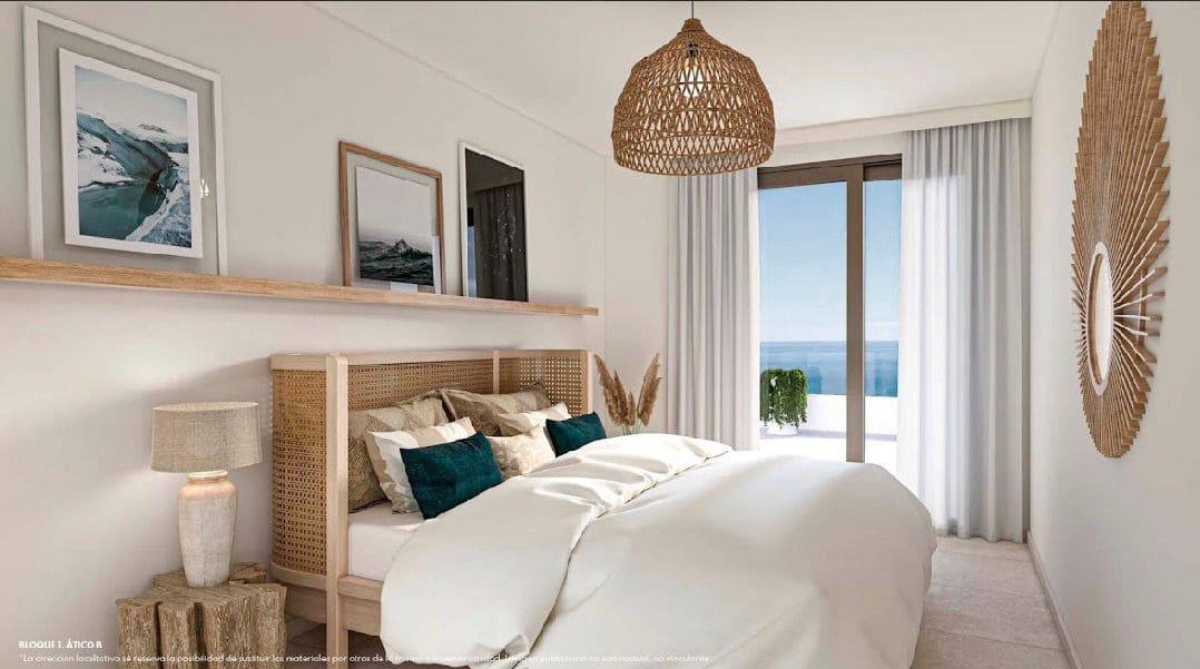 Piso de 2 habitaciones en Fuengirola en venta con piscina garaje - 475.000 € (Ref: 9611835)