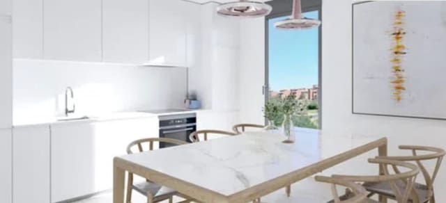 2 sovrum Takvåning till salu i Buenas Noches, Estepona med pool garage - 405 000 € (Ref: 9616246)