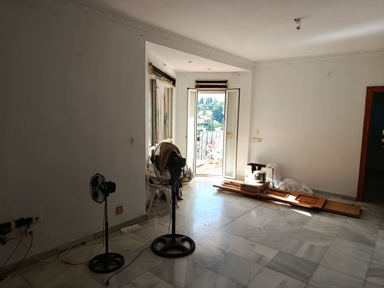 3 bedroom Flat for sale in Malaga city with pool - € 247,000 (Ref: 9616248)