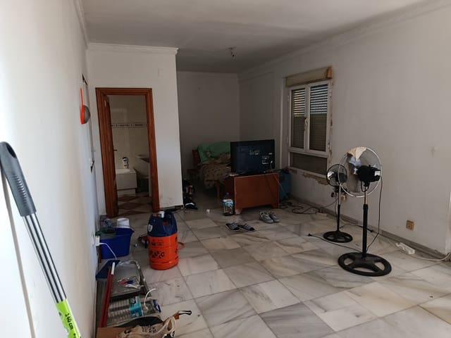 3 chambre Appartement à vendre à Heliomar, Malaga ville avec piscine - 247 000 € (Ref: 9616248)