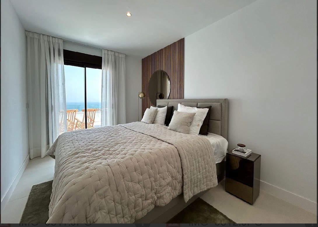 3 makuuhuone Asunto myytävänä paikassa Fuengirola mukana uima-altaan 
autotalli - 549 000 € (Ref: 9677688)