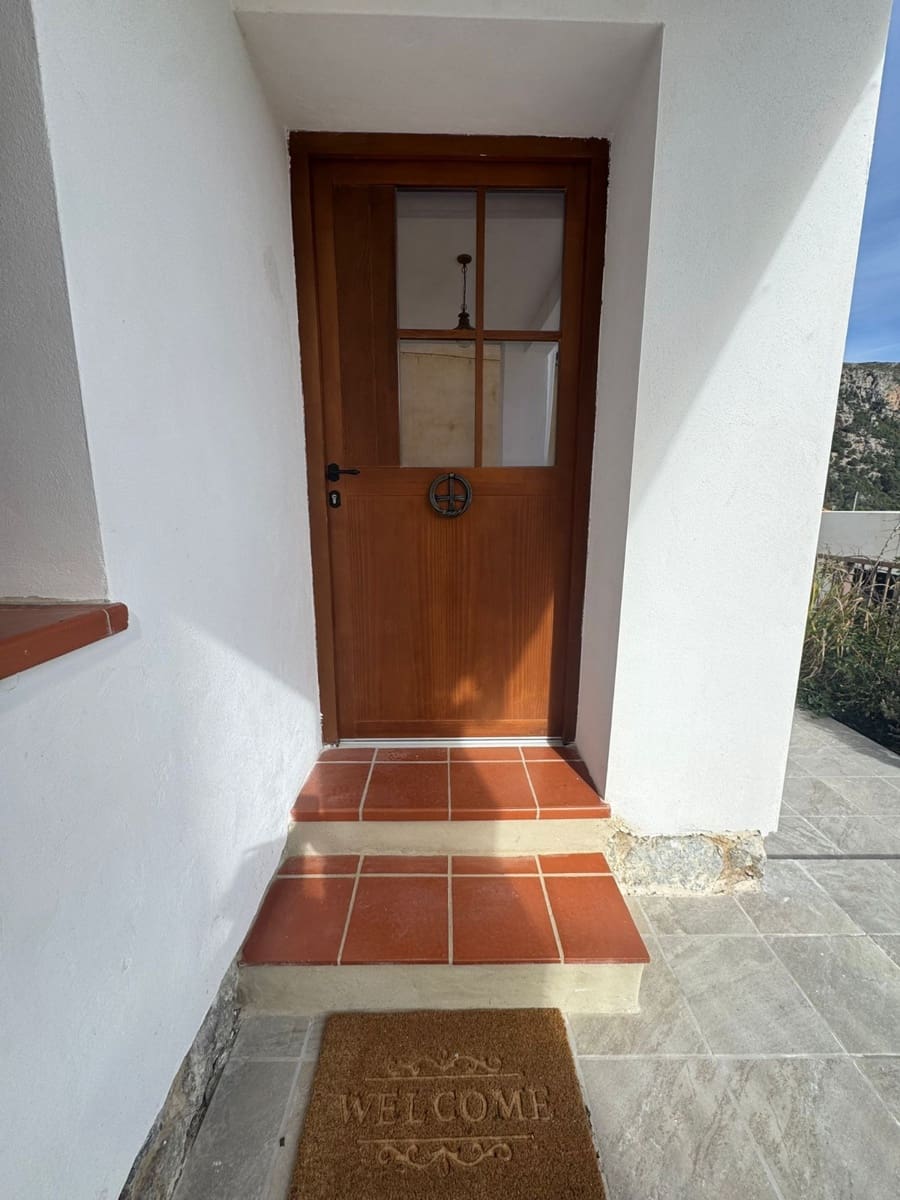 Finca/Maison de Campagne de 2 chambres à louer à Abdet - 2 000 € (Ref: 9548872)