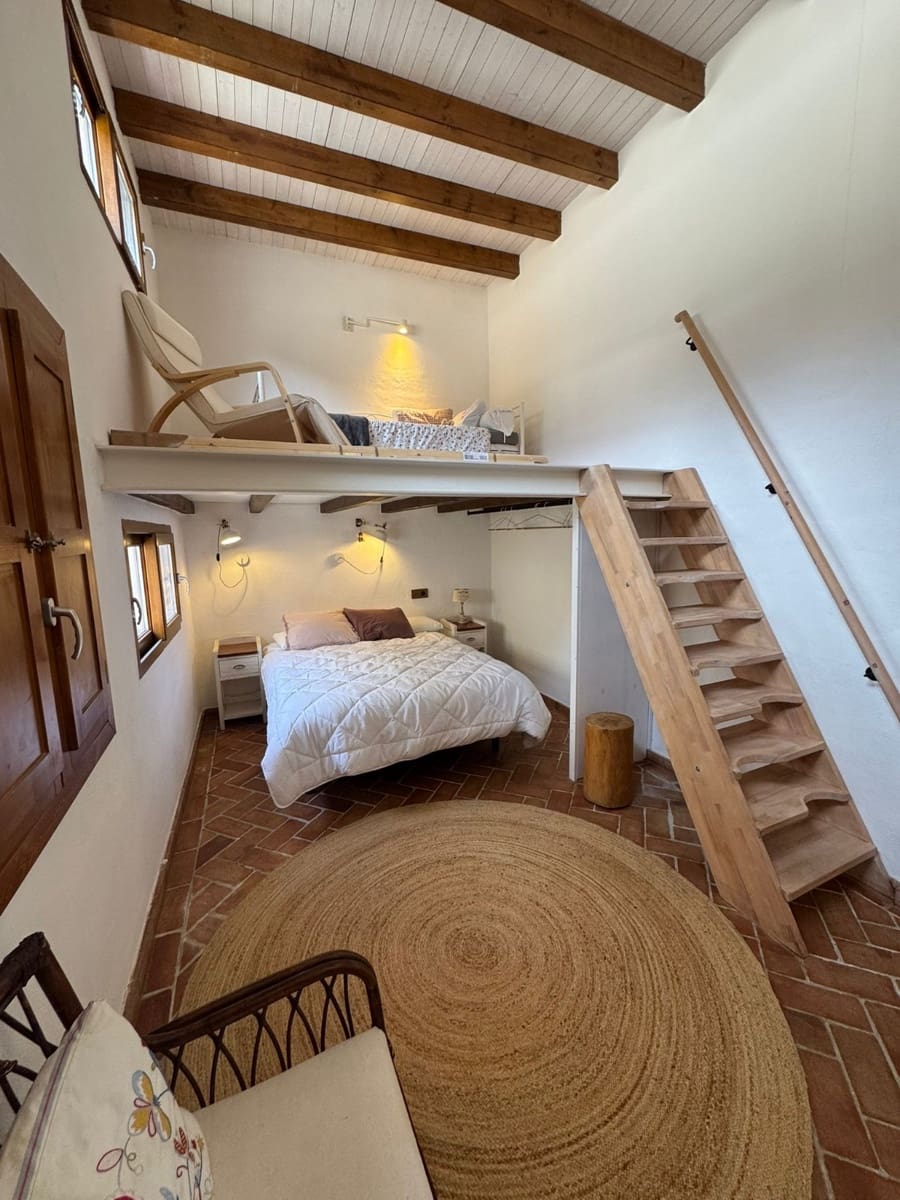Finca/Maison de Campagne de 2 chambres à louer à Abdet - 2 000 € (Ref: 9548872)