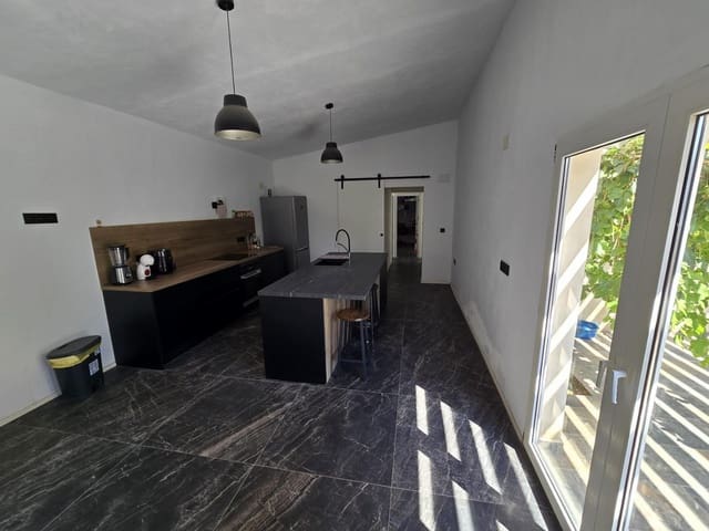 Chalet de 2 habitaciones en Coveta Fuma, El Campello en venta con piscina - 360.000 € (Ref: 10170206)