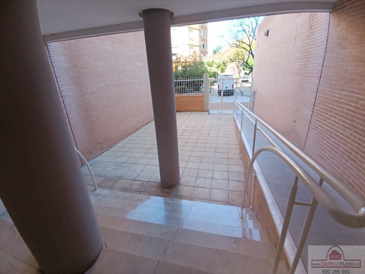 3 bedroom Flat for sale in Alicante / Alacant city with pool garage - € 247,500 (Ref: 9565645)
