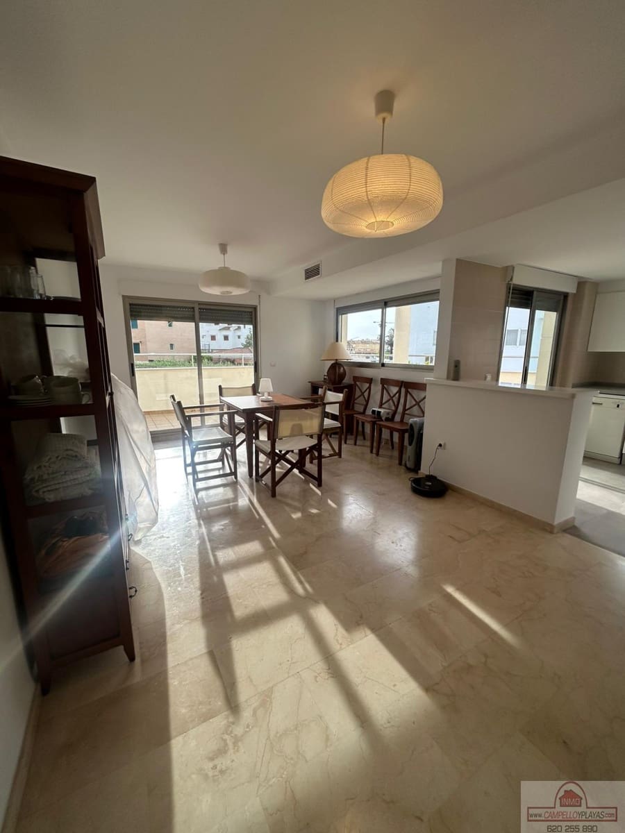 Chalet de 4 habitaciones en Oliva Nova en venta con piscina - 575.000 € (Ref: 9803730)