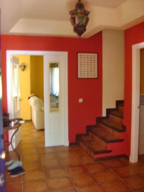 5 soveværelse Semi-Rækkehus til salg i Sotogrande med swimmingpool - € 775.000 (Ref: 9559799)