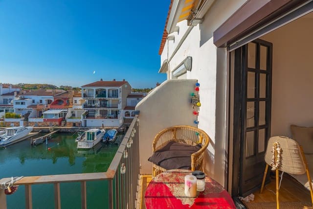 1 bedroom Flat for sale in Empuriabrava, Castelló d'Empúries - € 129,000 (Ref: 10031169)