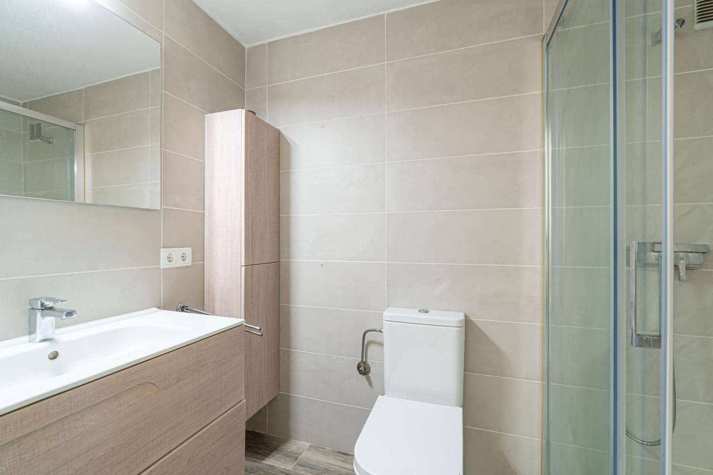 1 bedroom Flat for sale in Empuriabrava with pool - € 155,000 (Ref: 10037684)
