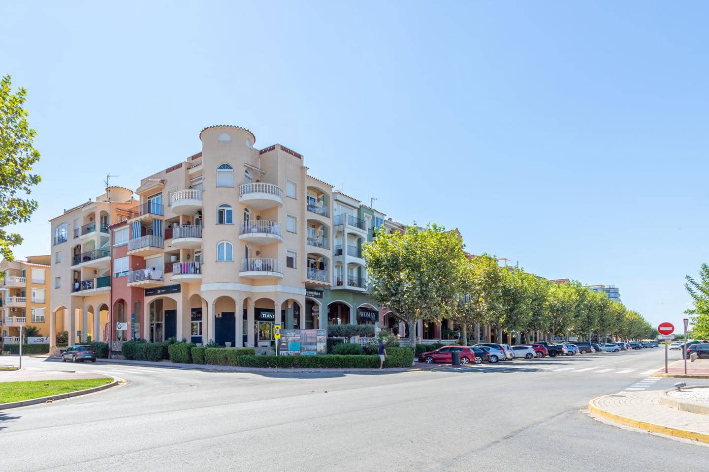 1 bedroom Flat for sale in Empuriabrava with pool - € 155,000 (Ref: 10037684)