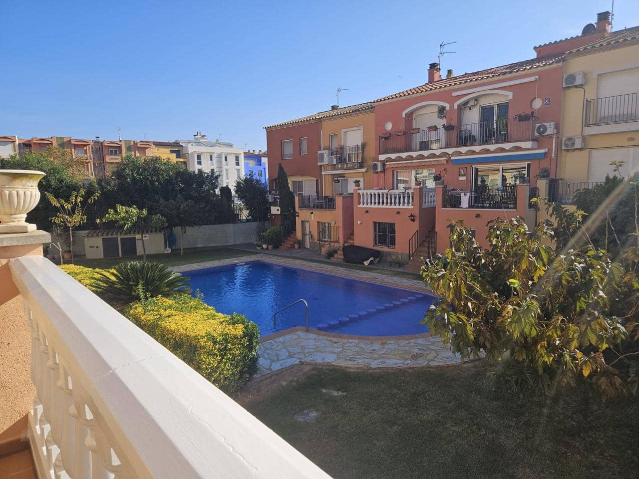 3 slaapkamer Villa te koop in Empuriabrava met zwembad garage - € 420.000 (Ref: 10162400)