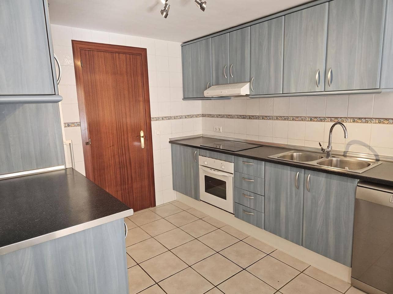 3 slaapkamer Villa te koop in Empuriabrava met zwembad garage - € 420.000 (Ref: 10162400)