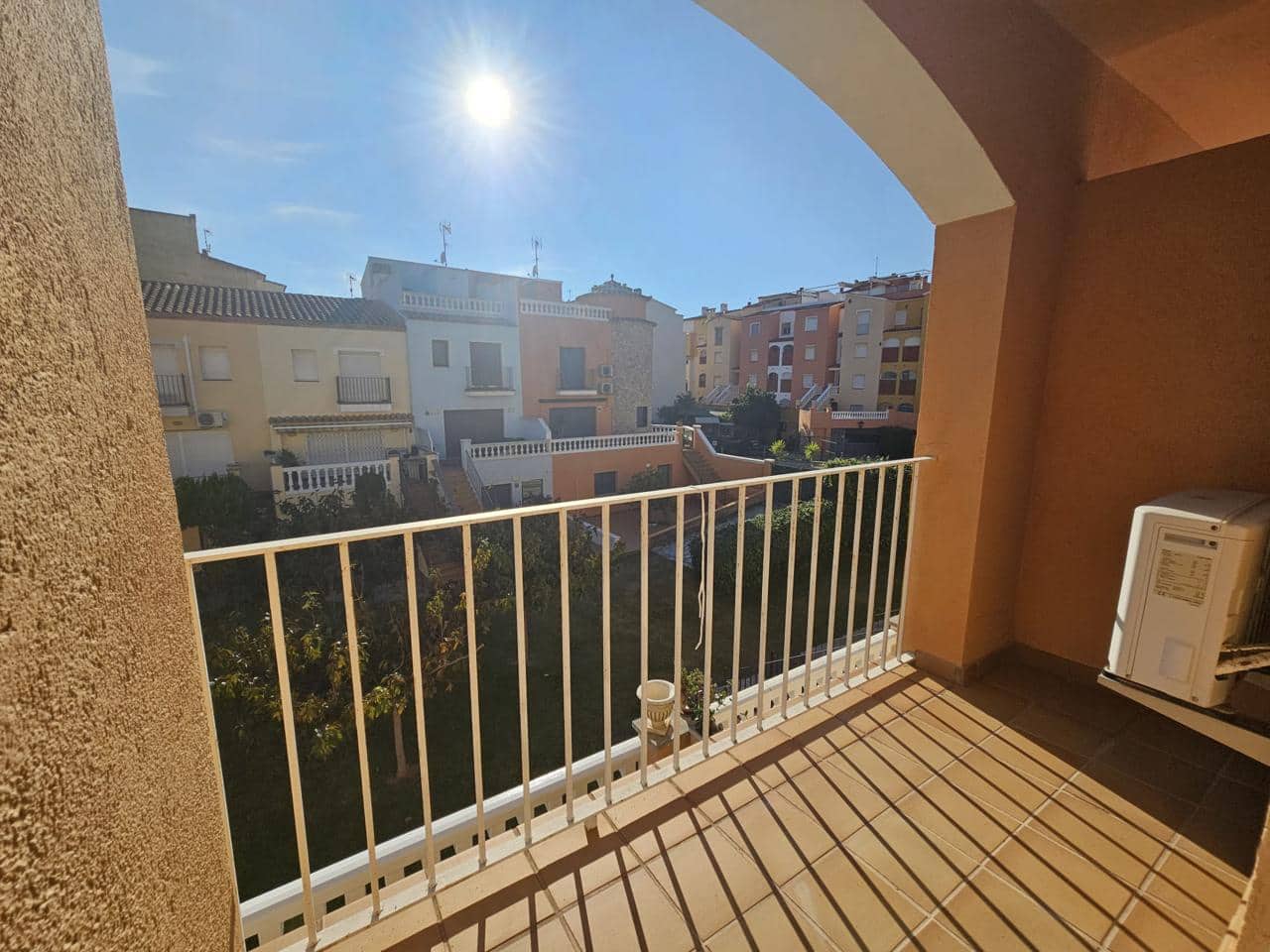 3 slaapkamer Villa te koop in Empuriabrava met zwembad garage - € 420.000 (Ref: 10162400)