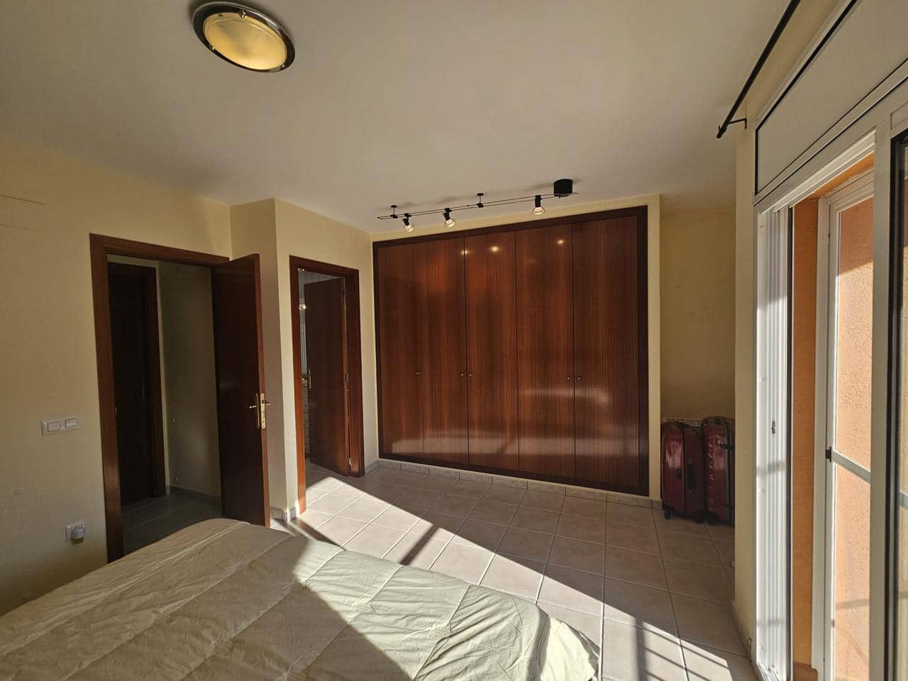 3 slaapkamer Villa te koop in Empuriabrava met zwembad garage - € 420.000 (Ref: 10162400)