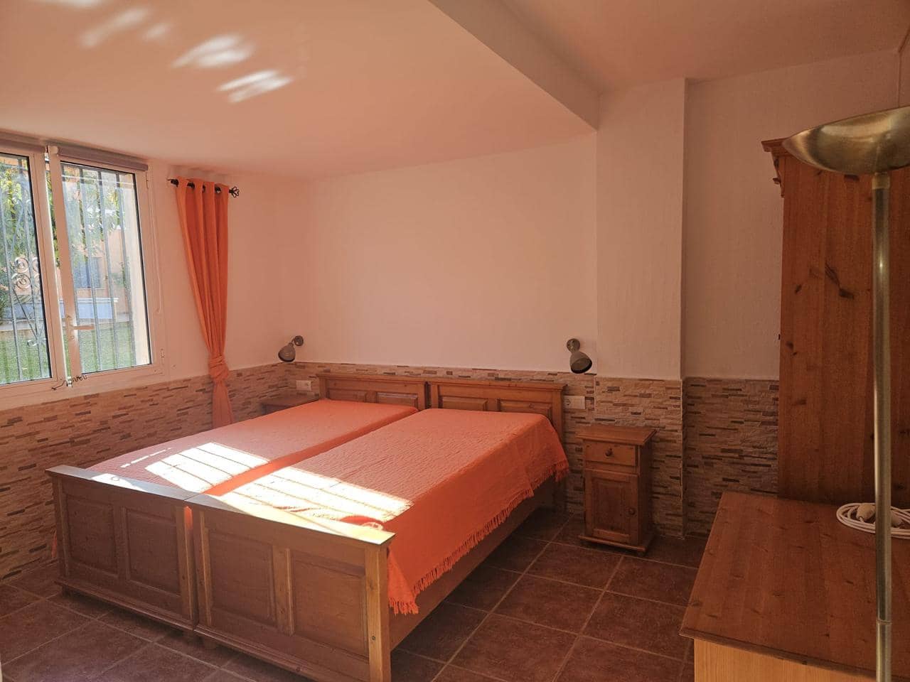 3 slaapkamer Villa te koop in Empuriabrava met zwembad garage - € 420.000 (Ref: 10162400)