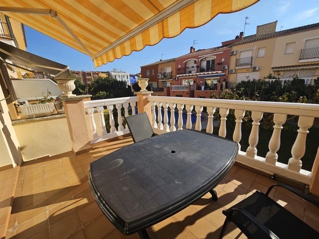 3 slaapkamer Villa te koop in Empuriabrava, Castelló d'Empúries met zwembad garage - € 420.000 (Ref: 10162400)