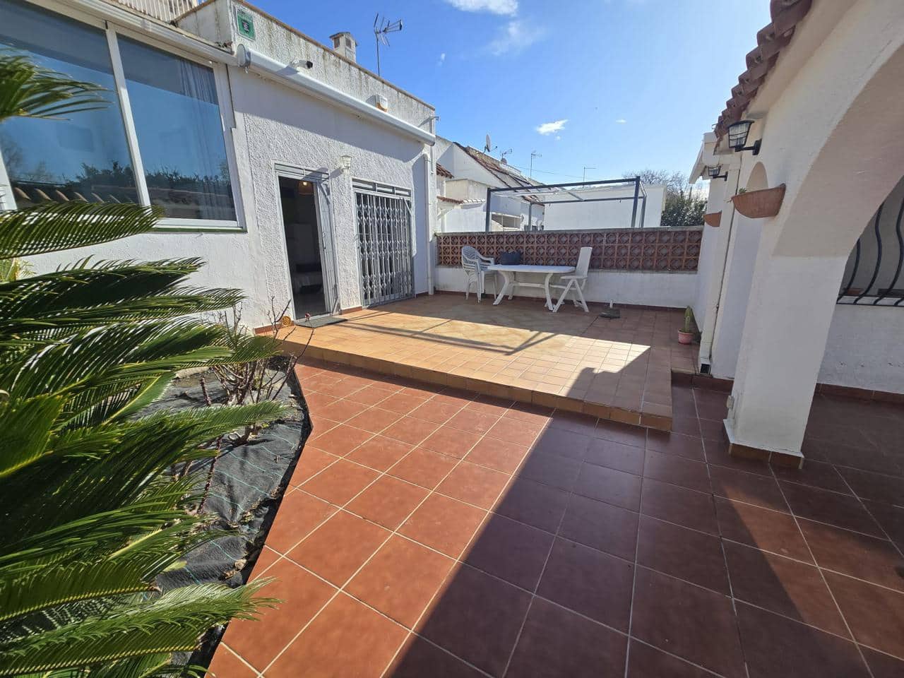3 Zimmer Villa zu verkaufen in Empuriabrava mit Pool - 349.000 € (Ref: 9598217)