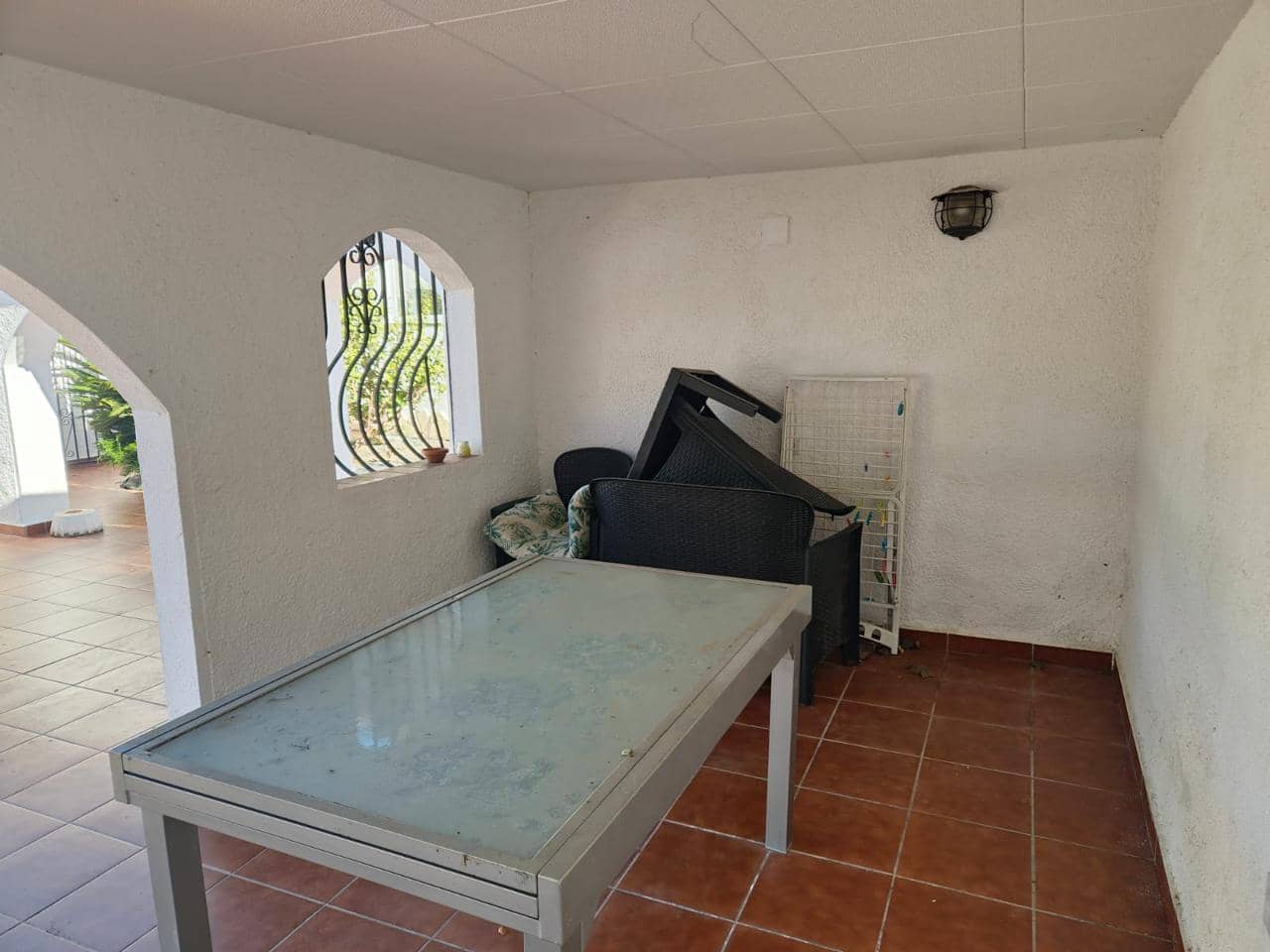 3 soveværelse Villa til salg i Empuriabrava med swimmingpool - € 339.000 (Ref: 9598217)