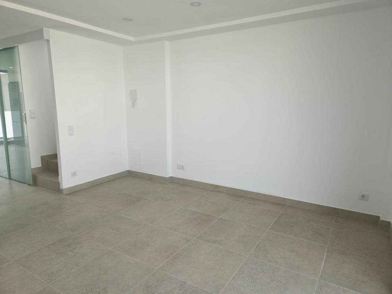 3 makuuhuone Huvila myytävänä paikassa Empuriabrava mukana 
autotalli - 585 000 € (Ref: 9598218)