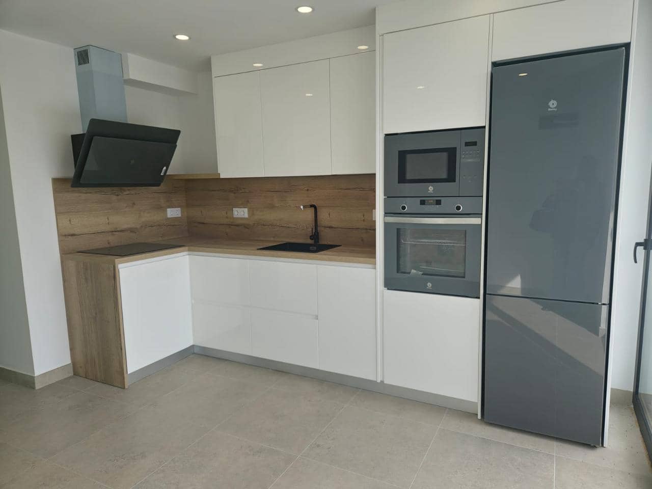 3 makuuhuone Huvila myytävänä paikassa Empuriabrava mukana 
autotalli - 585 000 € (Ref: 9598218)