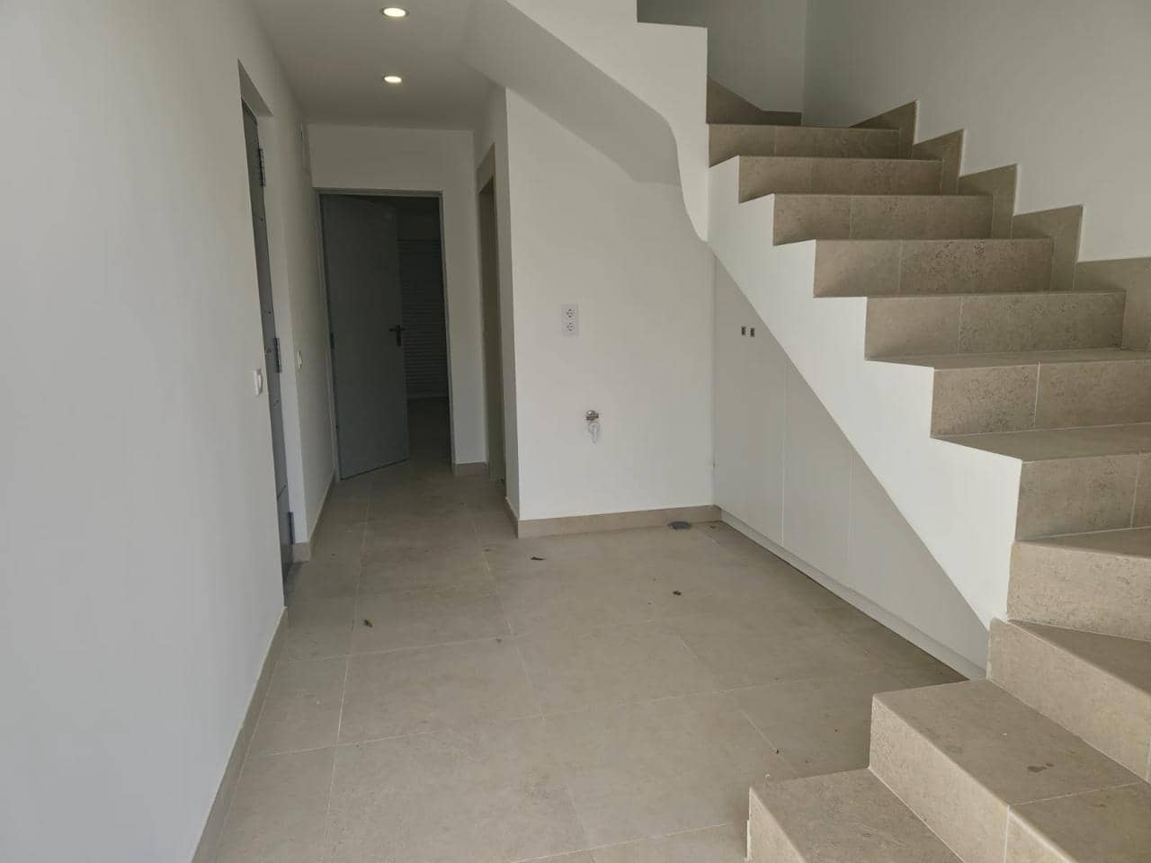 3 makuuhuone Huvila myytävänä paikassa Empuriabrava mukana 
autotalli - 585 000 € (Ref: 9598218)