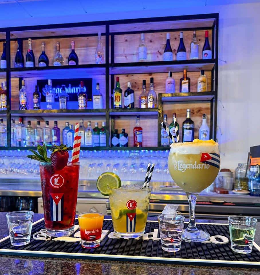 6 bedroom Business for sale in Empuriabrava - € 129,000 (Ref: 9598219)