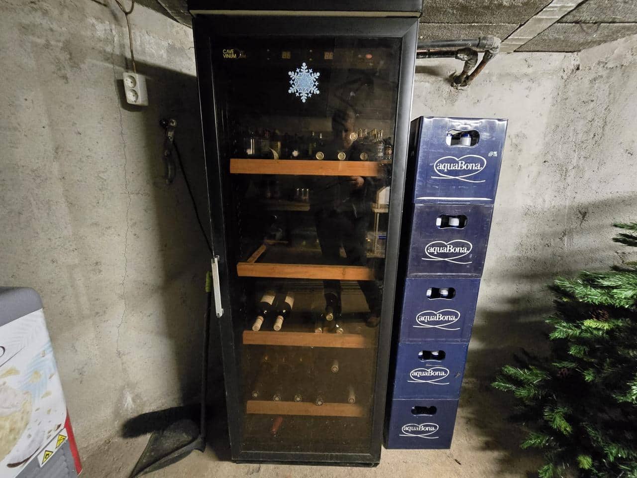 6 bedroom Business for sale in Empuriabrava - € 129,000 (Ref: 9598219)