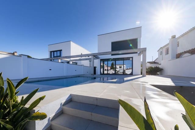 4 makuuhuone Huvila myytävänä paikassa Empuriabrava, Castelló d'Empúries - 1 290 000 € (Ref: 9598220)