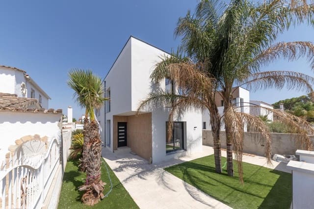 4 makuuhuone Huvila myytävänä paikassa Empuriabrava, Castelló d'Empúries - 1 290 000 € (Ref: 9598220)