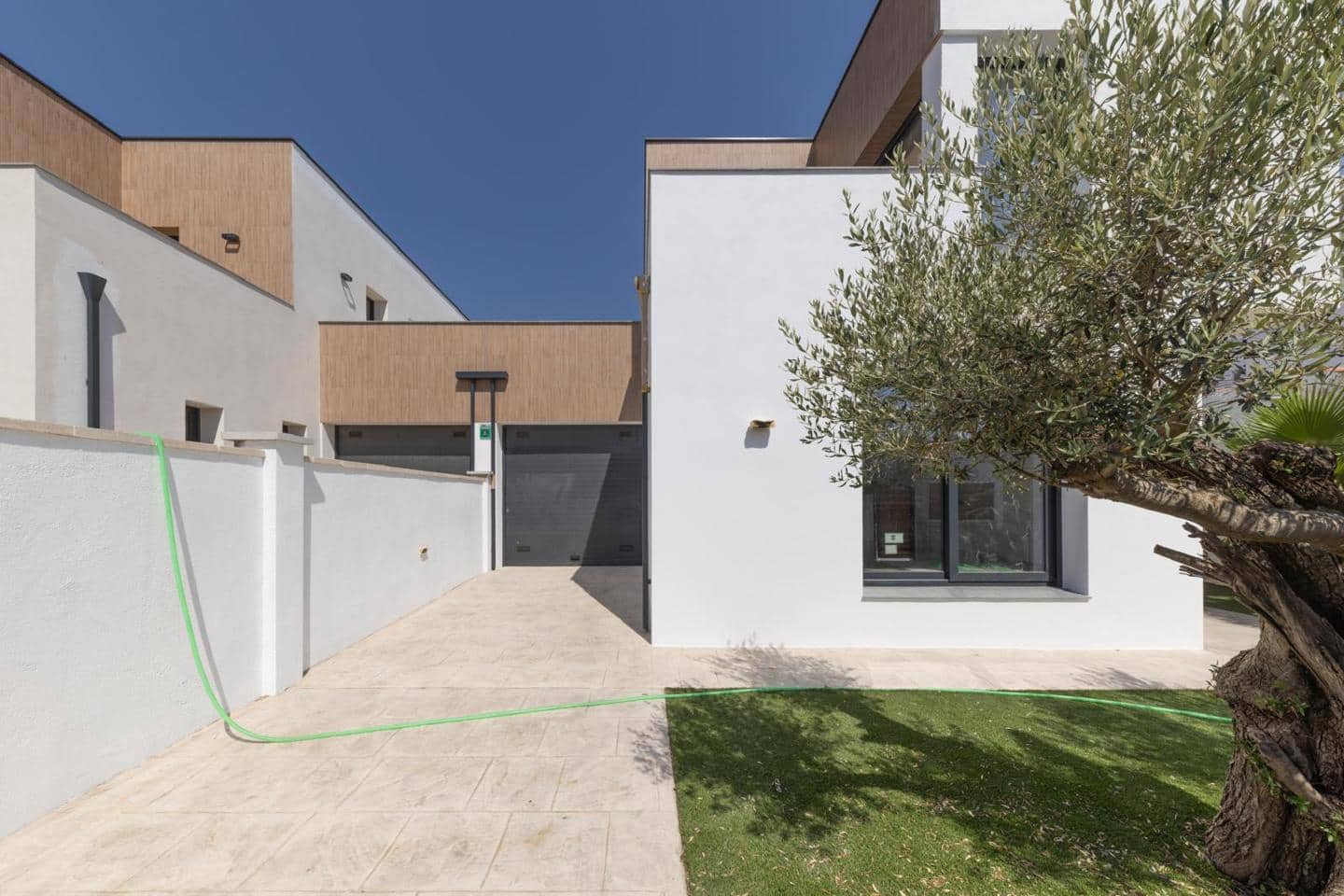 4 makuuhuone Huvila myytävänä paikassa Empuriabrava - 1 290 000 € (Ref: 9598220)