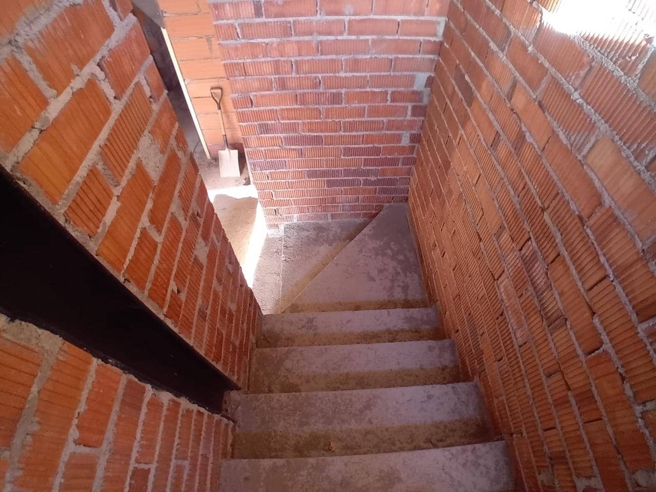 2 bedroom Flat for sale in Roses with garage - € 340,000 (Ref: 9598221)