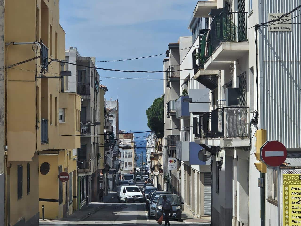 3 bedroom Flat for sale in Roses with garage - € 640,000 (Ref: 9598222)