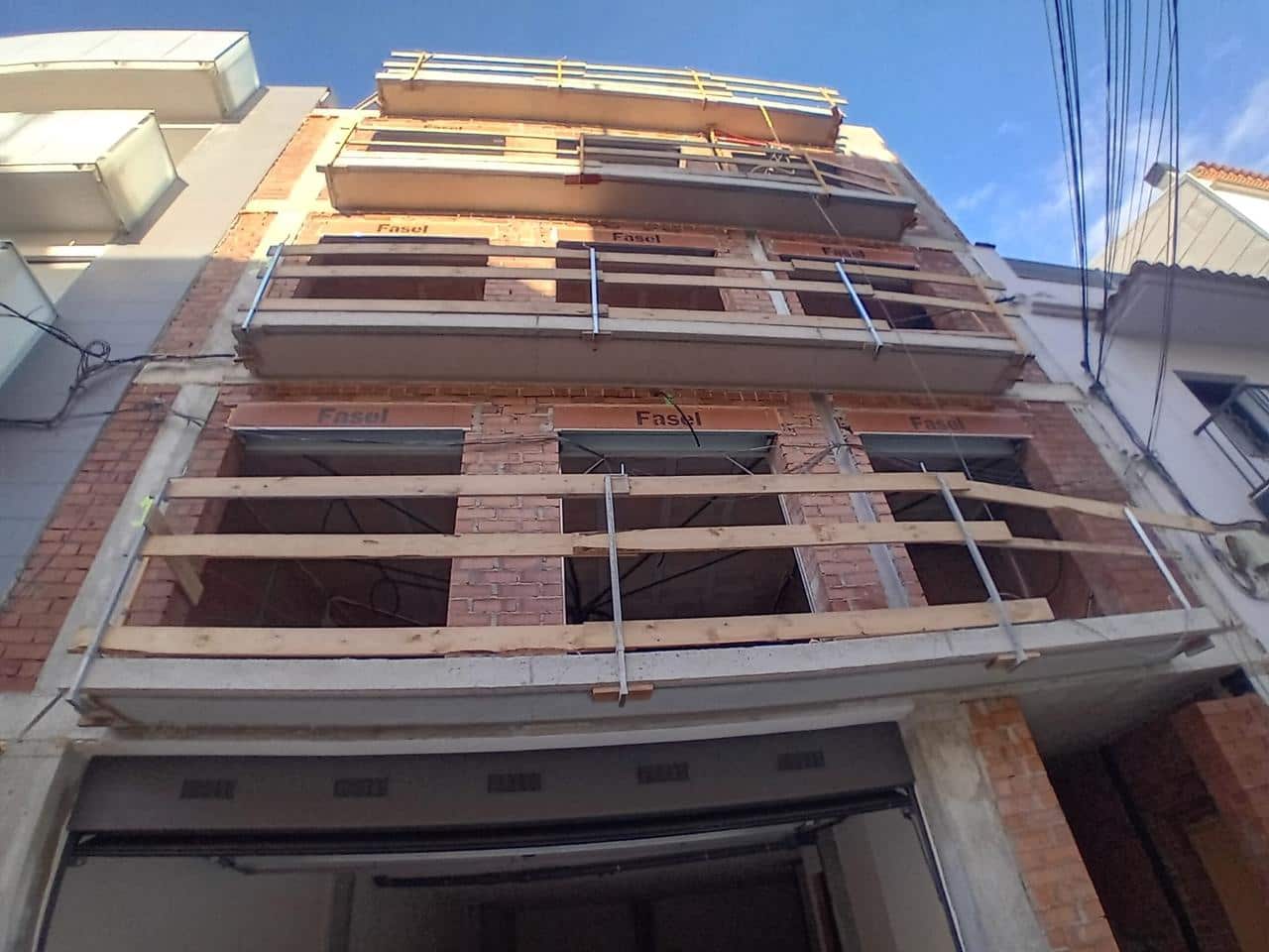 3 bedroom Flat for sale in Roses with garage - € 640,000 (Ref: 9598222)