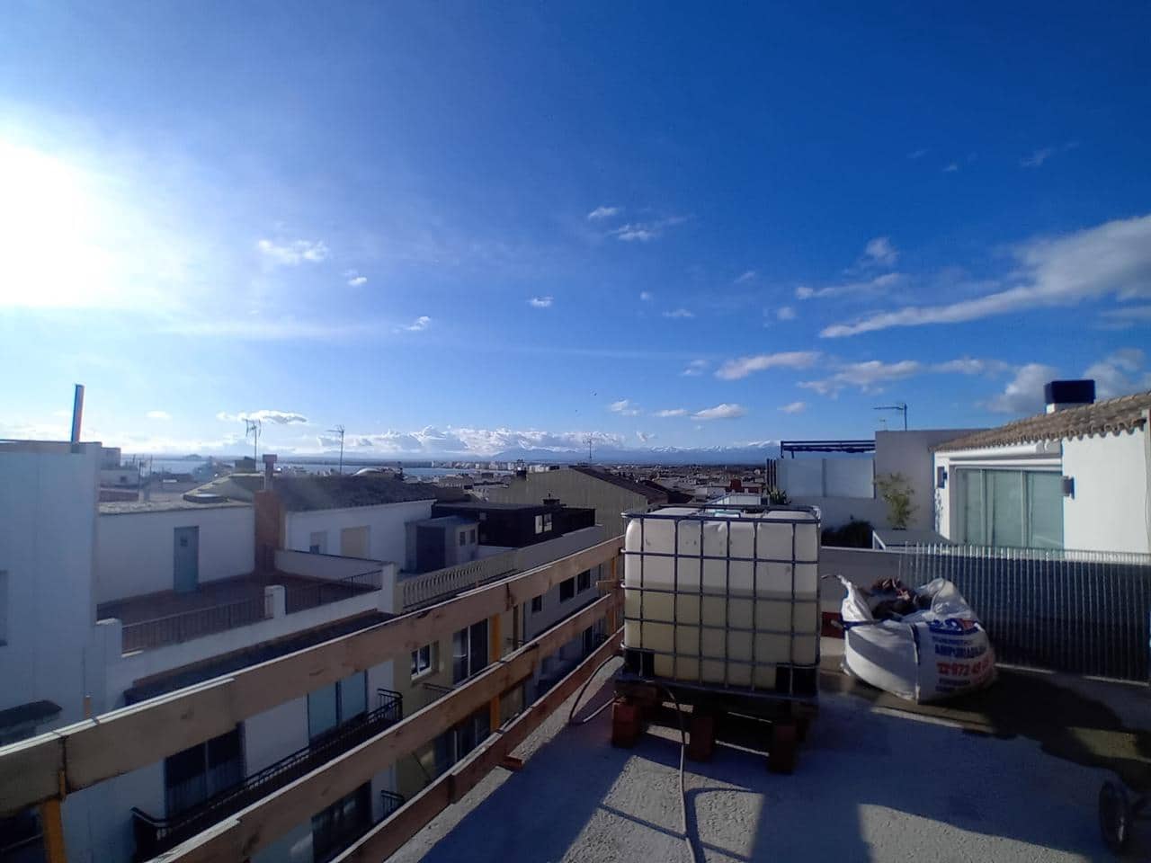 3 bedroom Flat for sale in Roses with garage - € 640,000 (Ref: 9598222)