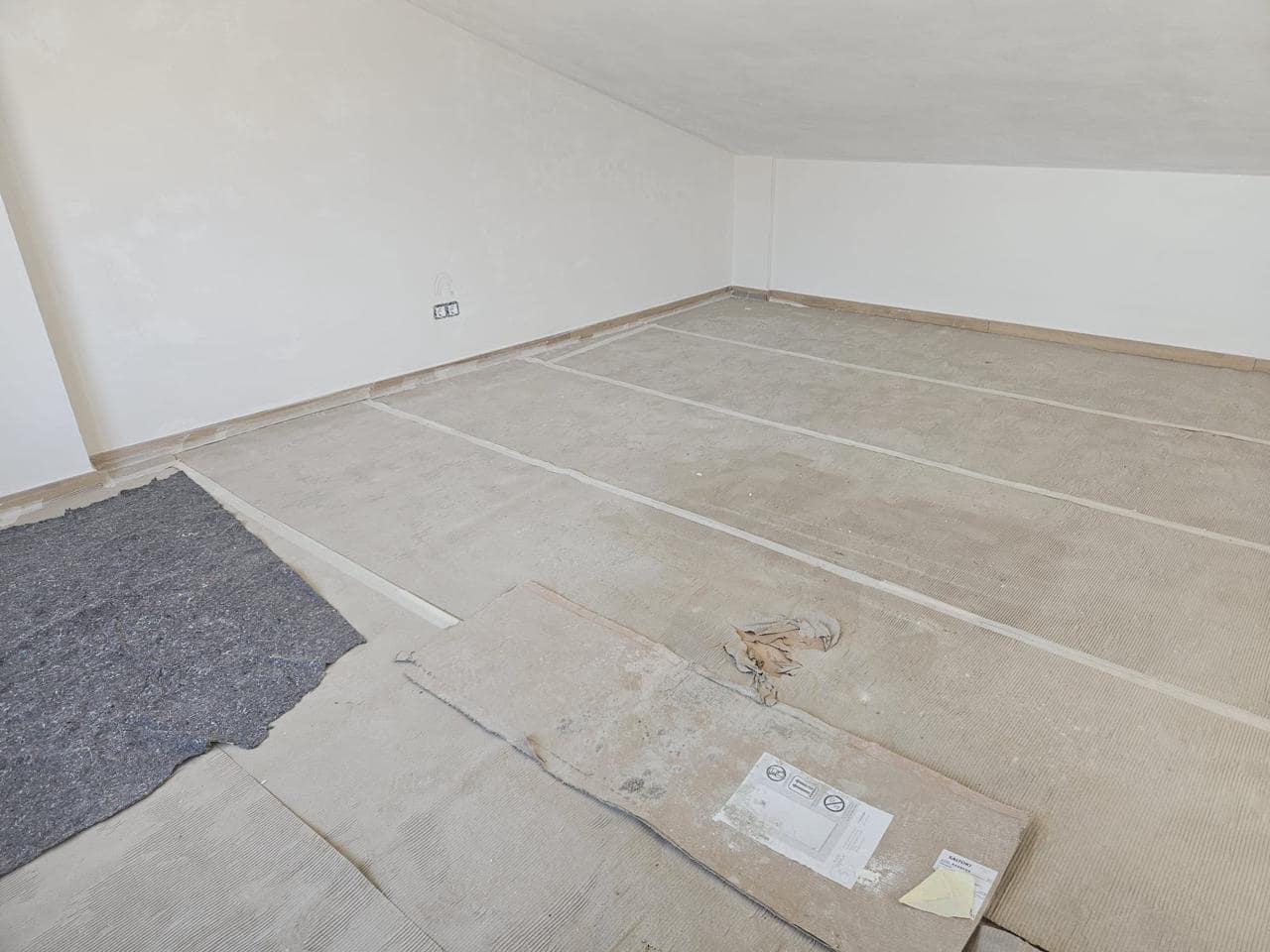 3 bedroom Flat for sale in Roses with garage - € 640,000 (Ref: 9598222)