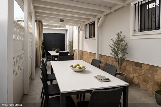 4 Zimmer Villa zu verkaufen in Empuriabrava, Castelló d'Empúries mit Garage - 390.000 € (Ref: 9598223)