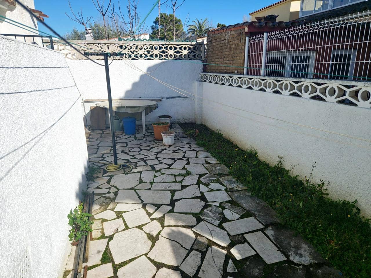 4 Zimmer Villa zu verkaufen in Empuriabrava mit Garage - 390.000 € (Ref: 9598223)