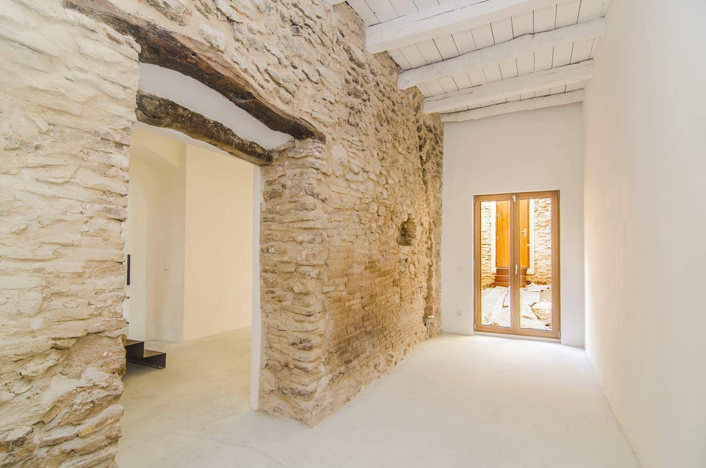 5 bedroom Finca/Country House for rent in Vilanova i la Geltru - € 5,500 (Ref: 9598224)