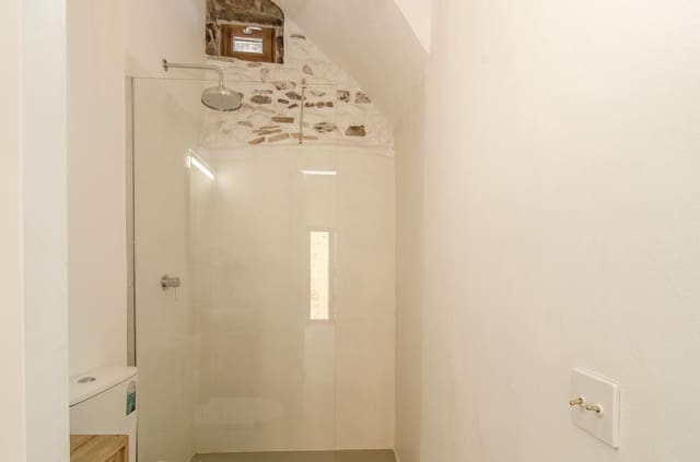 5 bedroom Finca/Country House for rent in Vilanova i la Geltrú - € 5,500 (Ref: 9598224)