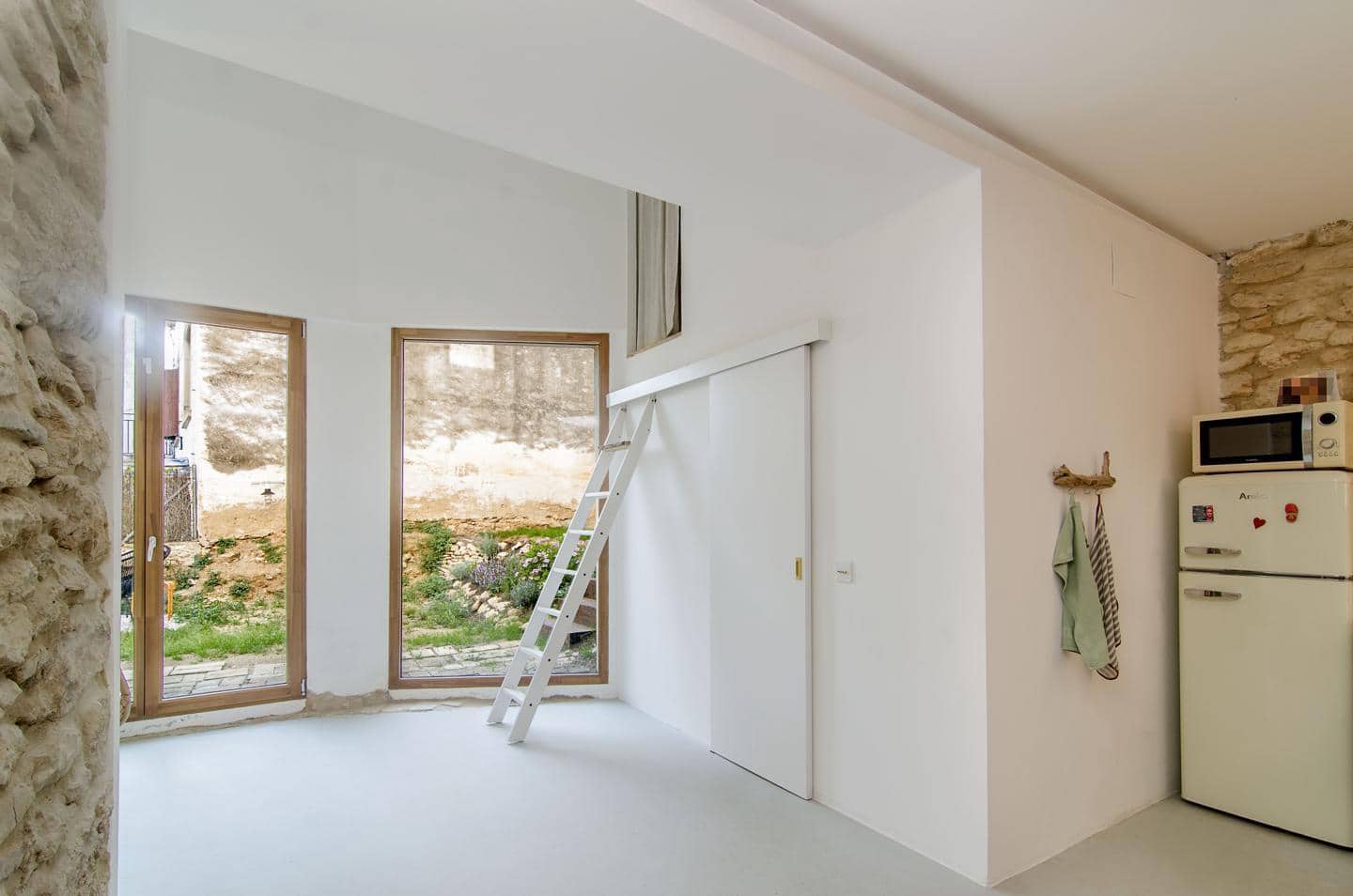 5 bedroom Finca/Country House for rent in Vilanova i la Geltru - € 5,500 (Ref: 9598224)