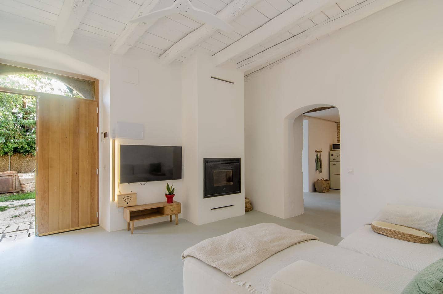 5 bedroom Finca/Country House for rent in Vilanova i la Geltru - € 5,500 (Ref: 9598224)