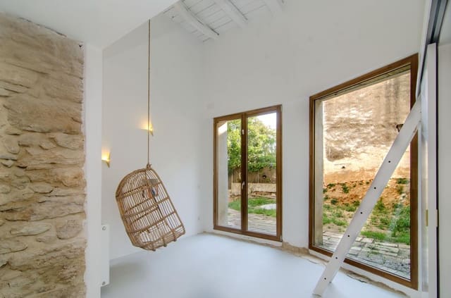 5 sovrum Villa till salu i Vilanova i la Geltrú - 868 000 € (Ref: 9598225)