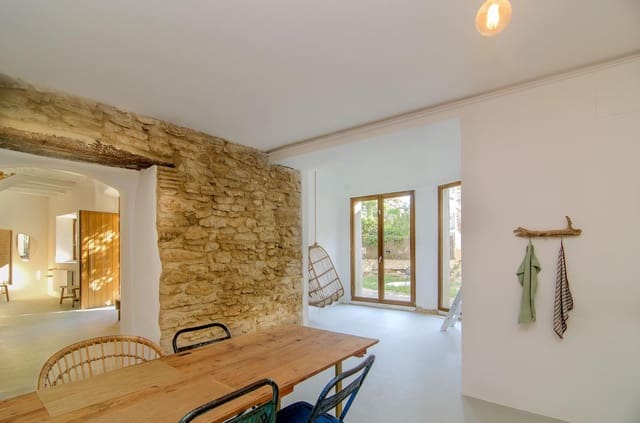 5 sovrum Villa till salu i Vilanova i la Geltrú - 868 000 € (Ref: 9598225)