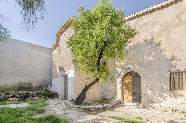 5 sovrum Villa till salu i Vilanova i la Geltrú - 868 000 € (Ref: 9598225)