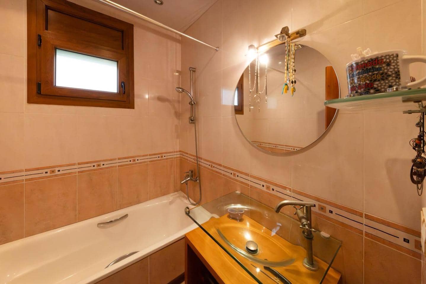 5 makuuhuone Huvila myytävänä paikassa Castello d'Empuries mukana uima-altaan 
autotalli - 1 050 000 € (Ref: 9598226)