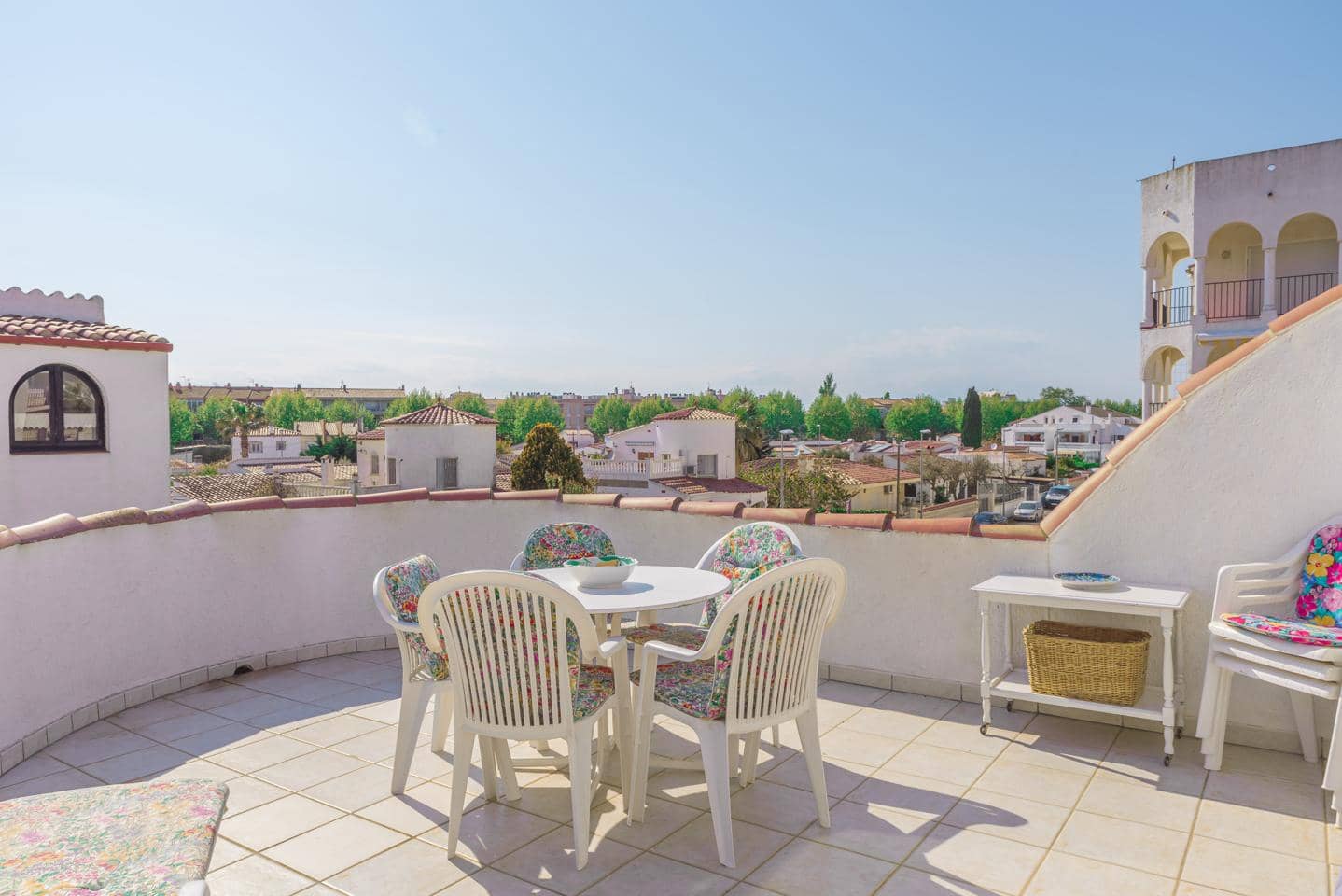 3 makuuhuone Huvila myytävänä paikassa Empuriabrava - 345 000 € (Ref: 9598227)